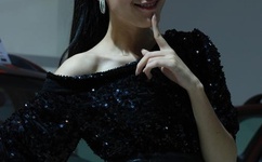 一边面膜一边燥的视频